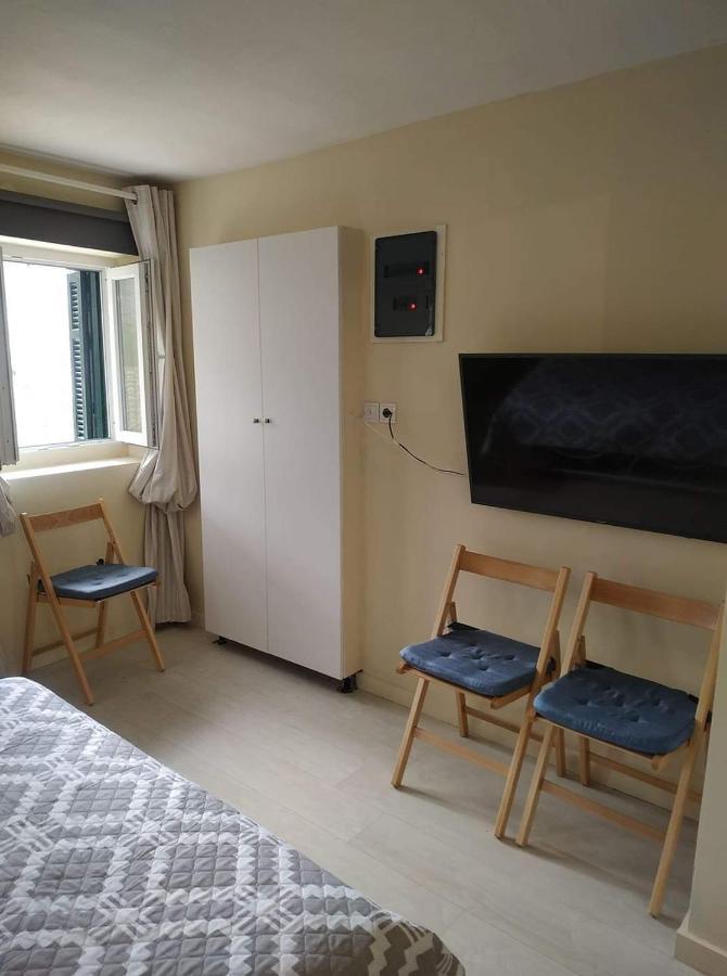 Gerry's Place Corfu (city)